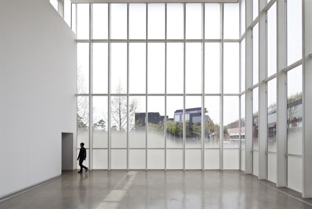 White Block Gallery / SsD