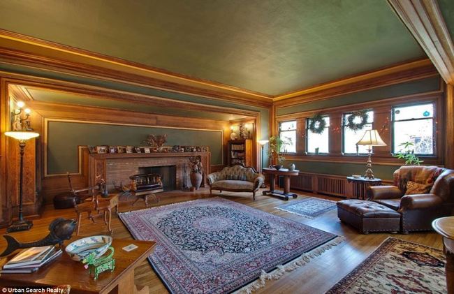 Frank Lloyd Wright’s Heller House on the Market for $2.5M