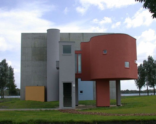 wall23