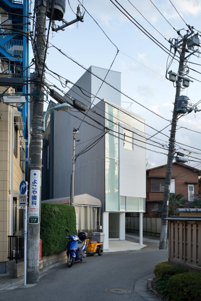 House in Nakameguro / Yoritaka Hayashi Architects