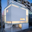 House in Nakameguro / Yoritaka Hayashi Architects House in Nakameguro / Yoritaka Hayashi Architects © Takumi Ota