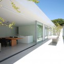 Horizon Roof House / Shinichi Ogawa & Associates Courtesy of Shinichi Ogawa & Associates