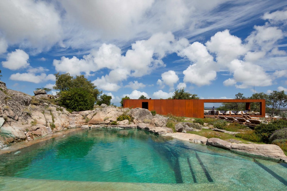 Fasano Las Piedras Hotel / Isay Weinfeld