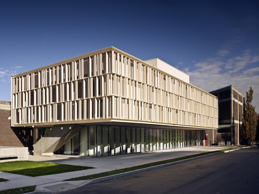 McGee Art Pavilion / ikon.5 architects
