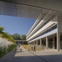 Beaty Biodiversity Centre / Aquatic Ecosystems Research La?atory / Patkau Architects Beaty Biodiversity Centre / Aquatic Ecosystems Research La?atory / Patkau Architects © James Dow