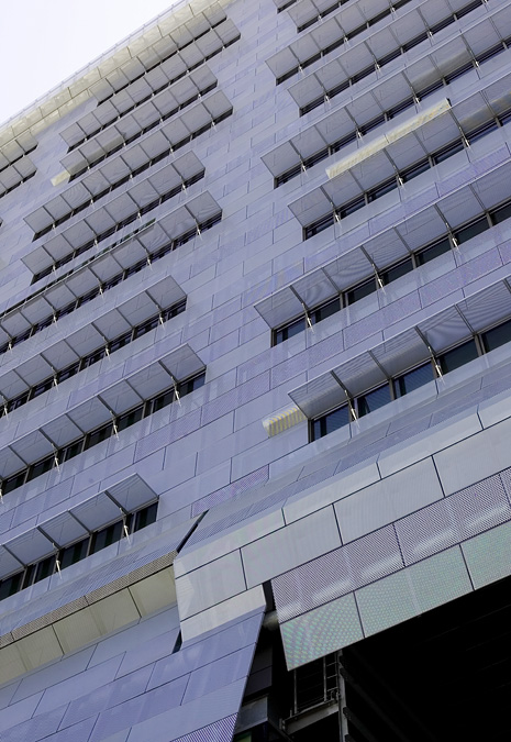 Flashback: Caltrans District 7 Headquarters / Morphosis