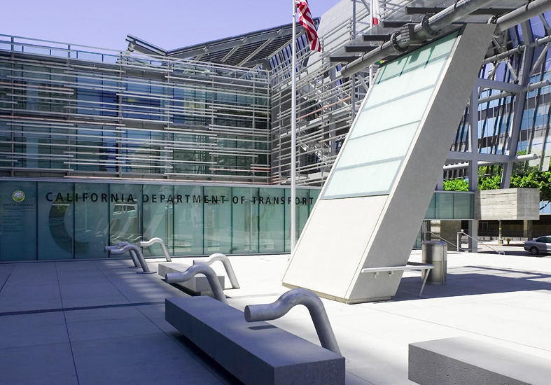 Flashback: Caltrans District 7 Headquarters / Morphosis
