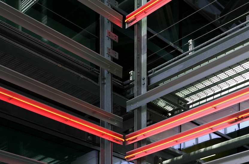 Flashback: Caltrans District 7 Headquarters / Morphosis