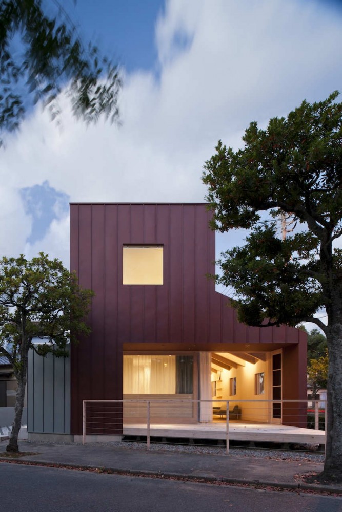 House In Saitozaki / Koichi Futatsumata
