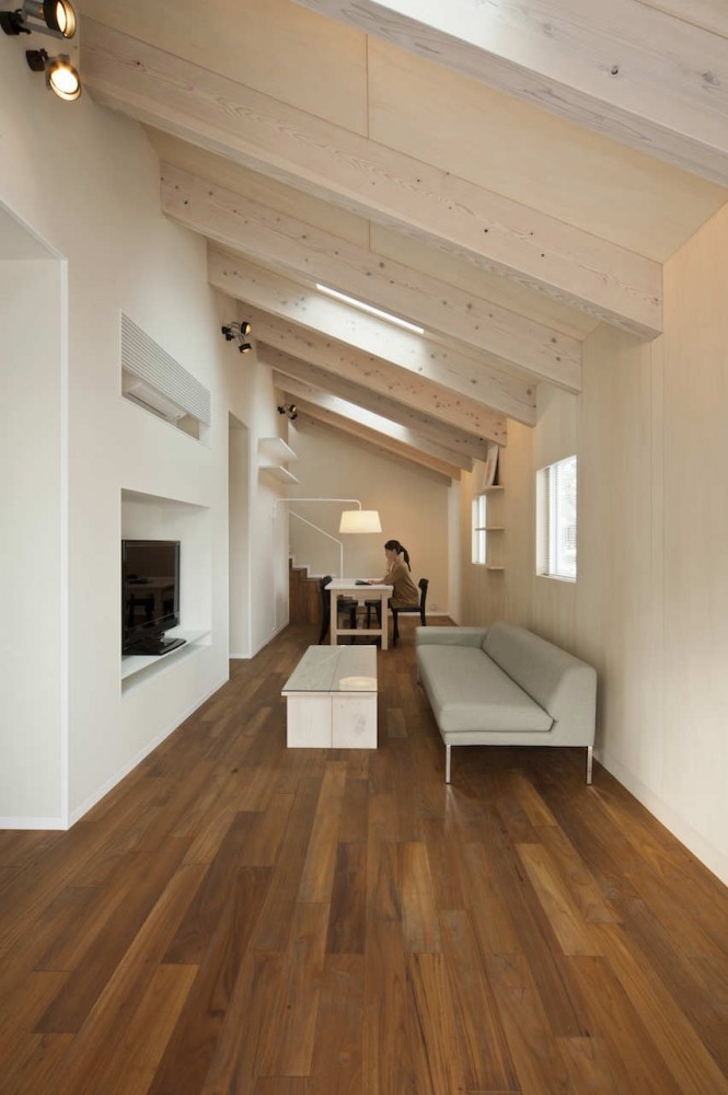 House In Saitozaki / Koichi Futatsumata