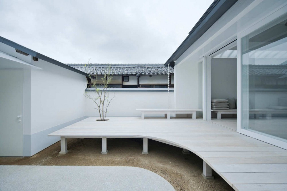 White Dormitory For Il Vento / Koichi Futatsumata