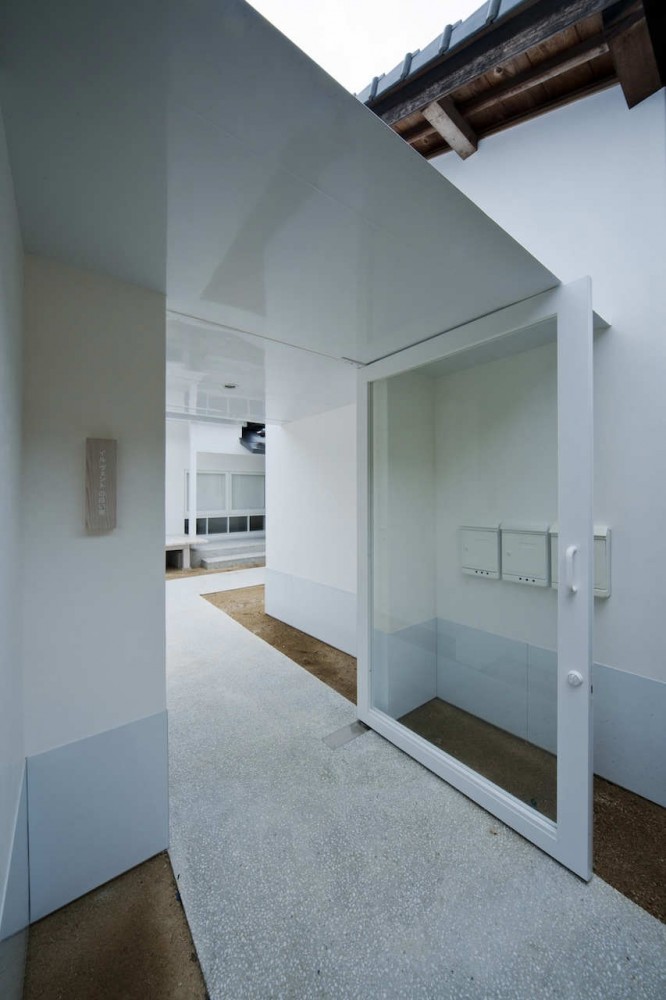 White Dormitory For Il Vento / Koichi Futatsumata