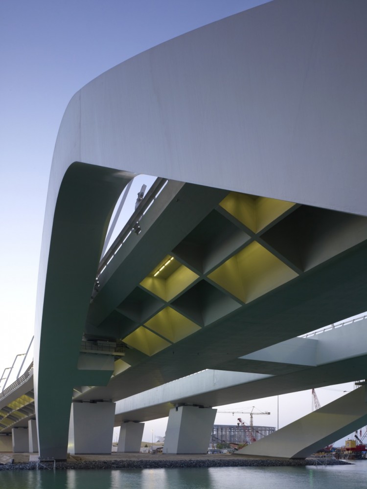 Sheikh Zayed Bridge / Zaha Hadid Architects