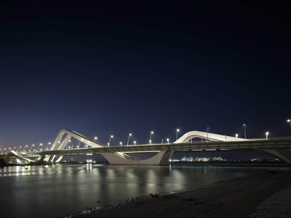 Sheikh Zayed Bridge / Zaha Hadid Architects