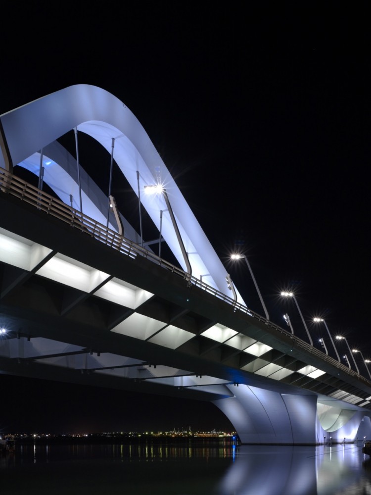 Sheikh Zayed Bridge / Zaha Hadid Architects