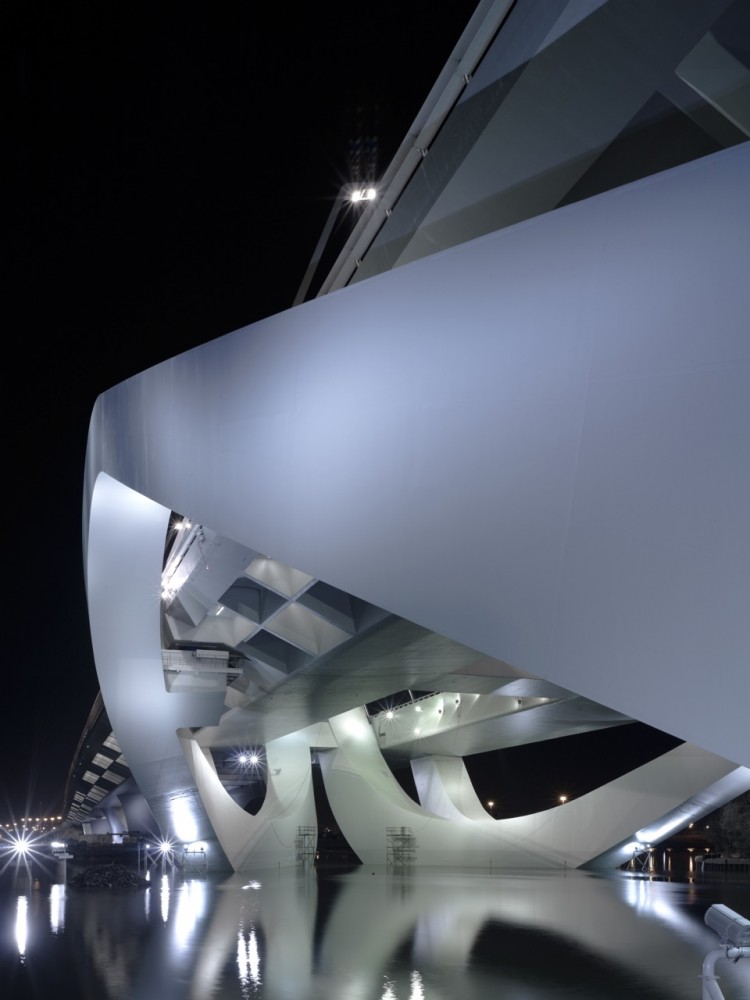 Sheikh Zayed Bridge / Zaha Hadid Architects