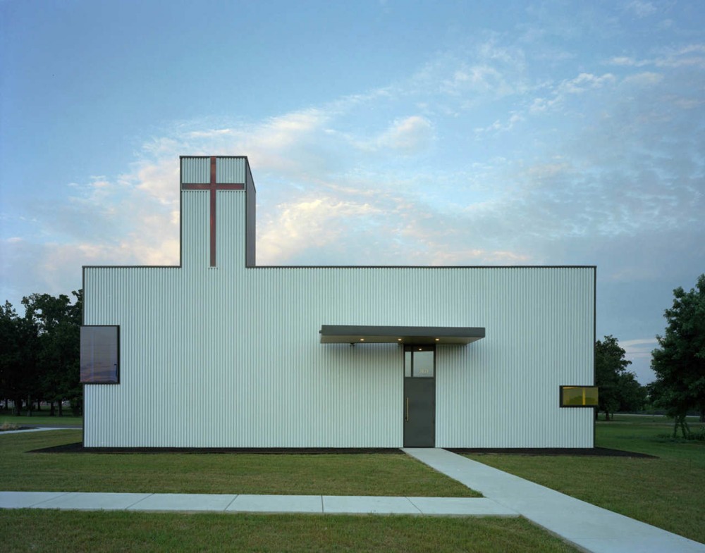 St Nicholas Church / Marlon Blackwell Architect
