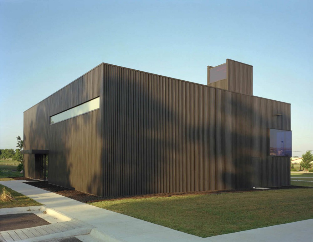 St Nicholas Church / Marlon Blackwell Architect
