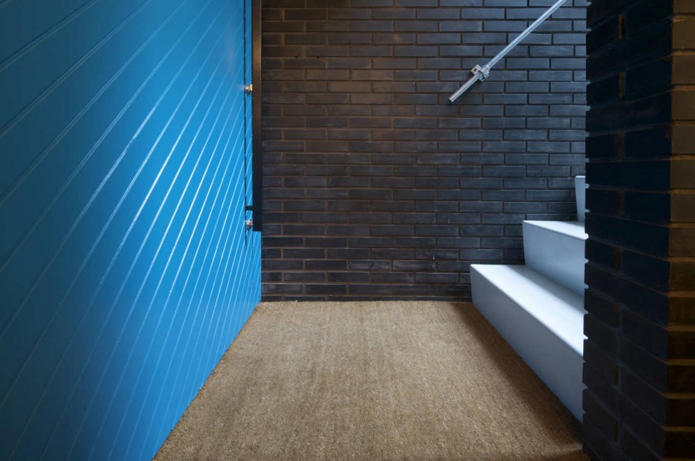 The Shadow House / Liddicoat & Goldhill