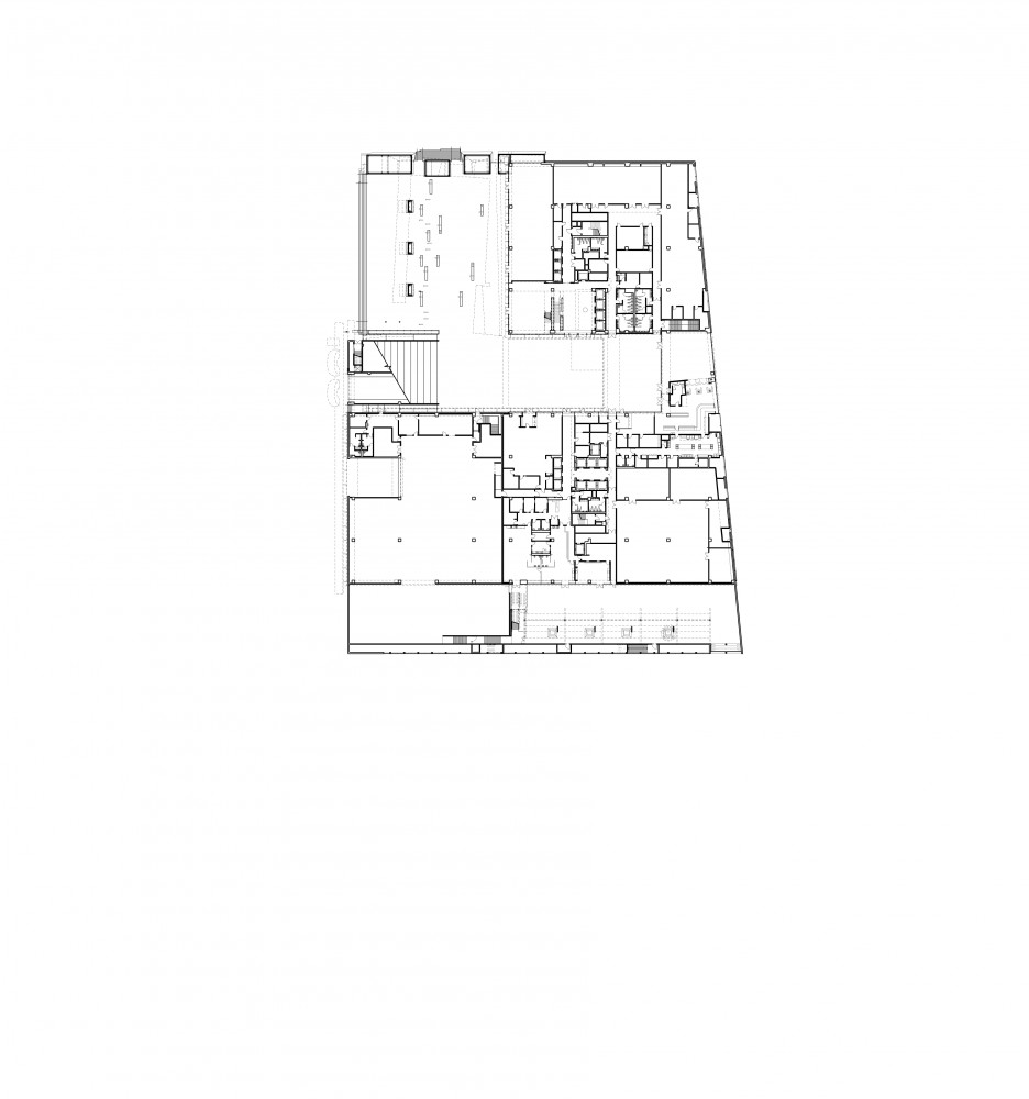 Flashback: Caltrans District 7 Headquarters / Morphosis