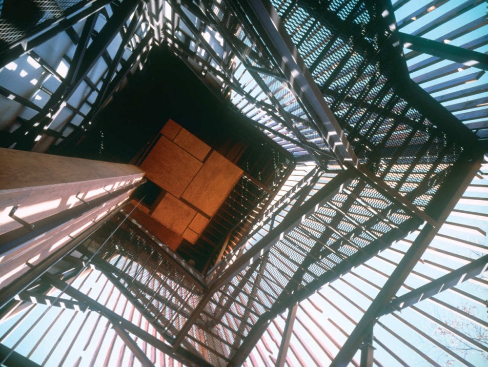 Flashback: Towerhouse / Marlon Blackwell Architect