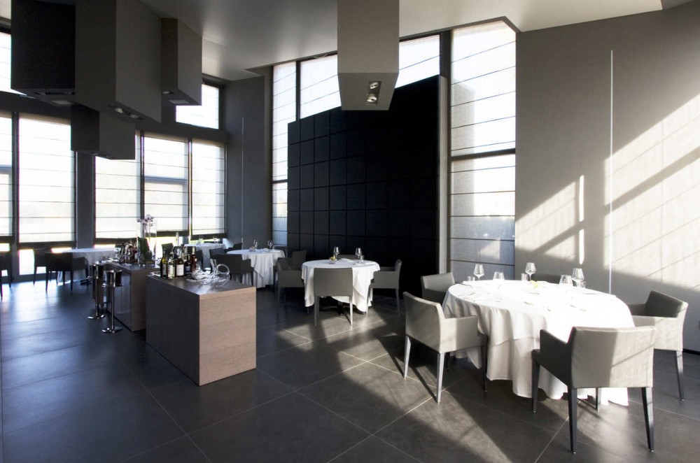 Inkiostro Restaurant / Studio Nove & A2C
