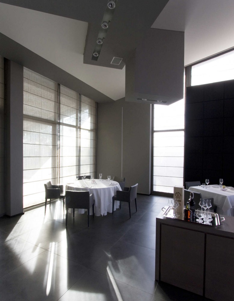 Inkiostro Restaurant / Studio Nove & A2C