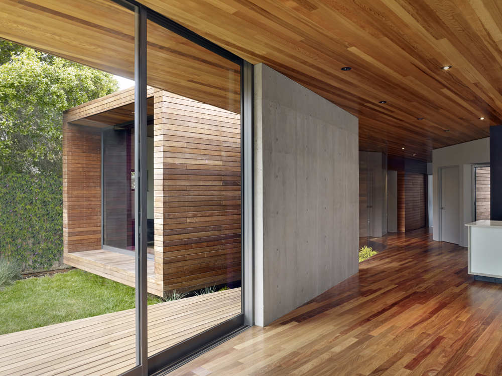 Bal House / Terry & Terry Architecture
