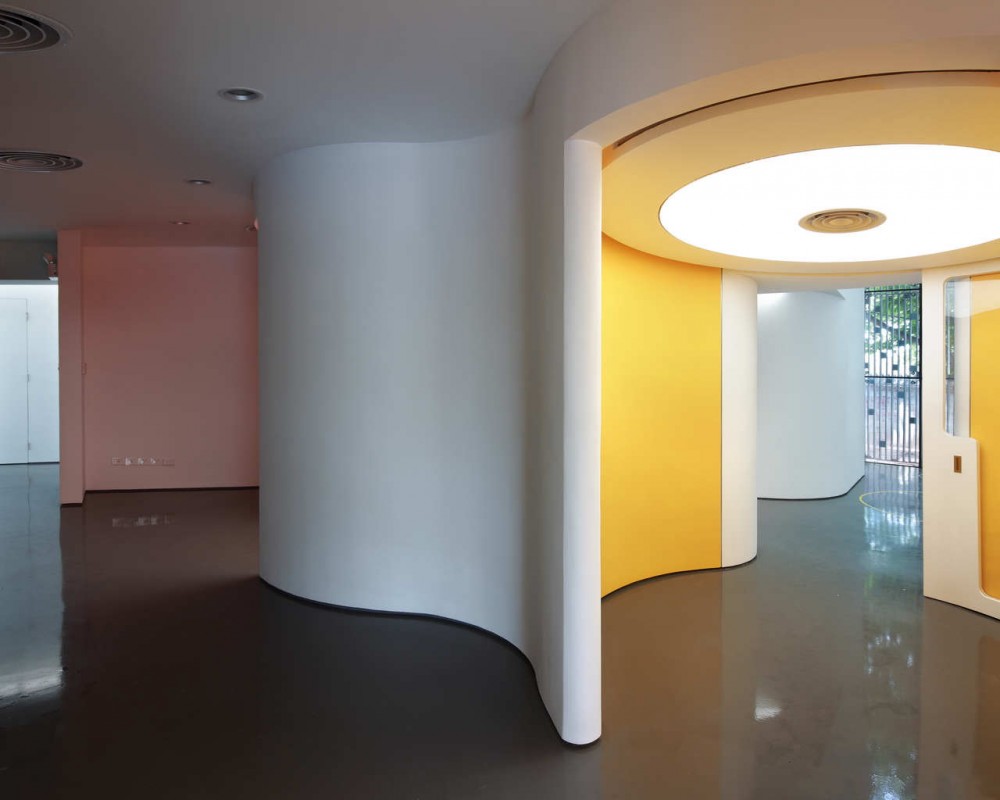 Nanshan Wedding Center / Urbanus