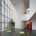 Nanshan Wedding Center / Urbanus © Meng Yan & Wu Qiwei