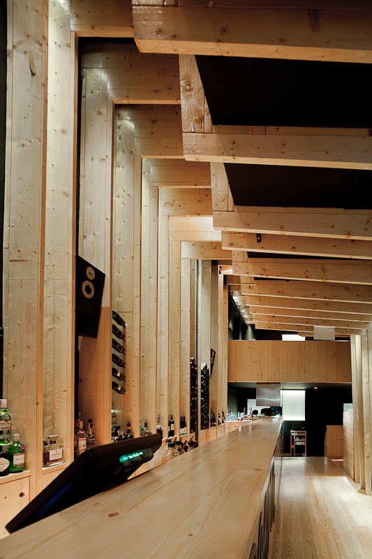 Bar La Boheme / AVA Architects
