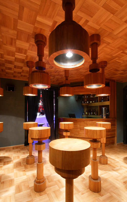 Bar-Studio Kluchi / Peter Kostelov, Alexey Rozenberg, Anton Grechko