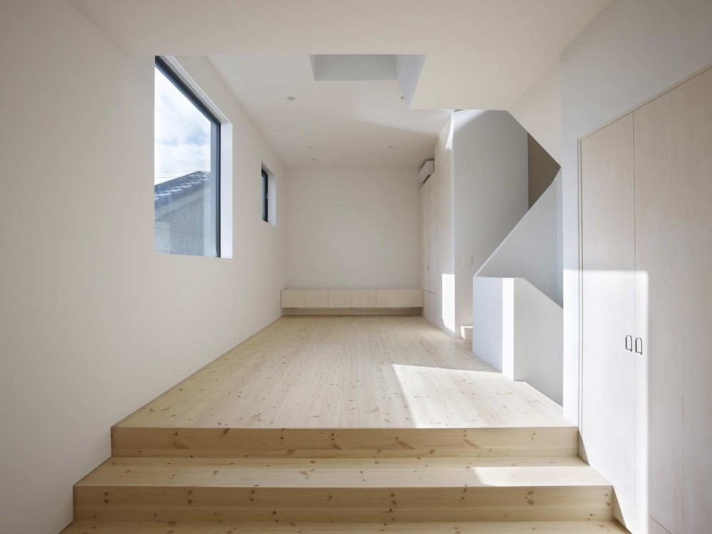 House In Aoto / High Land Design