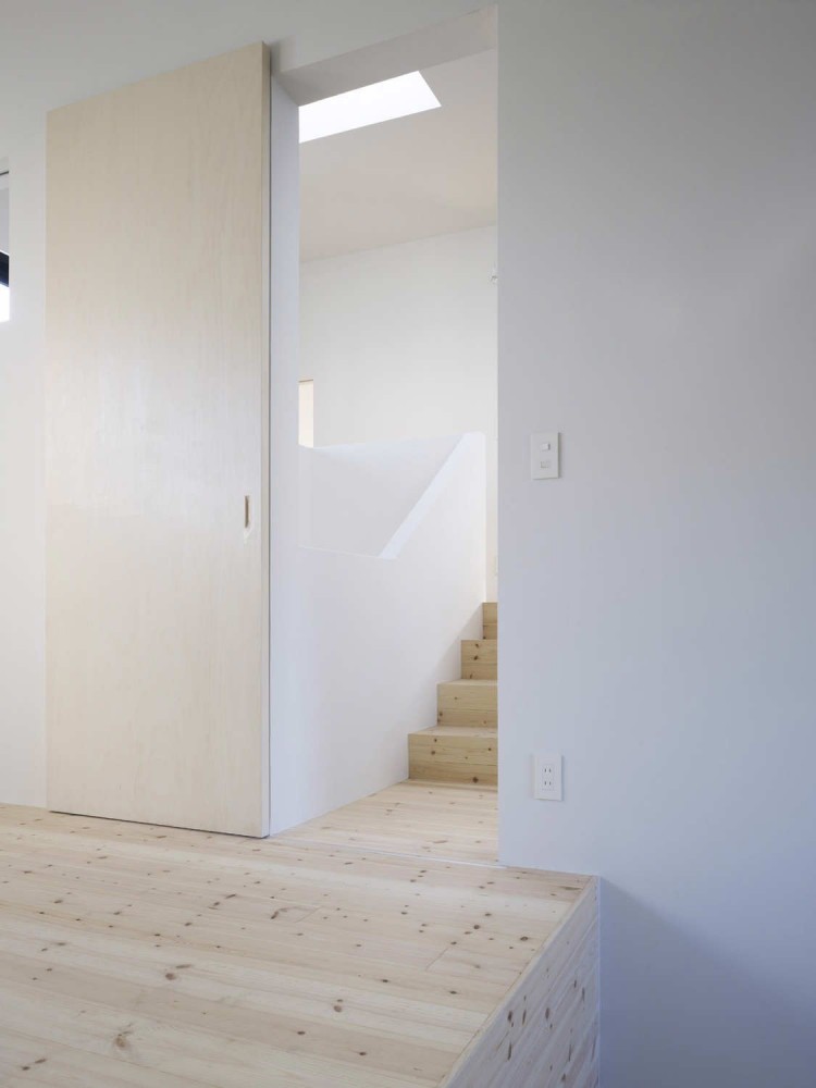 House In Aoto / High Land Design