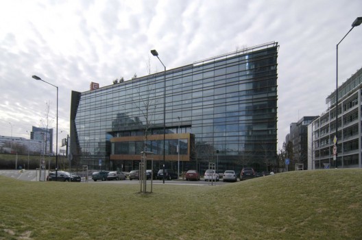 Office Building E / Aulik Fiser Architects