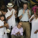 14 14 Oscar Niemeyer in his inauguration of the completed renovation © El Clarin