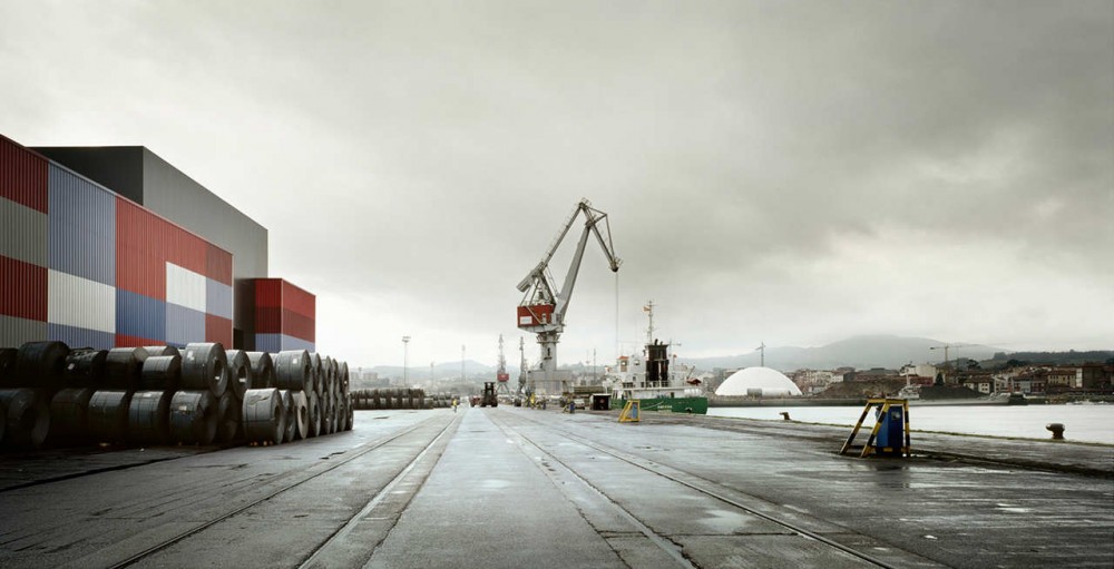 Docks In Aviles Port / [baragaño]