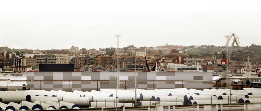 Docks In Aviles Port / [baragaño]