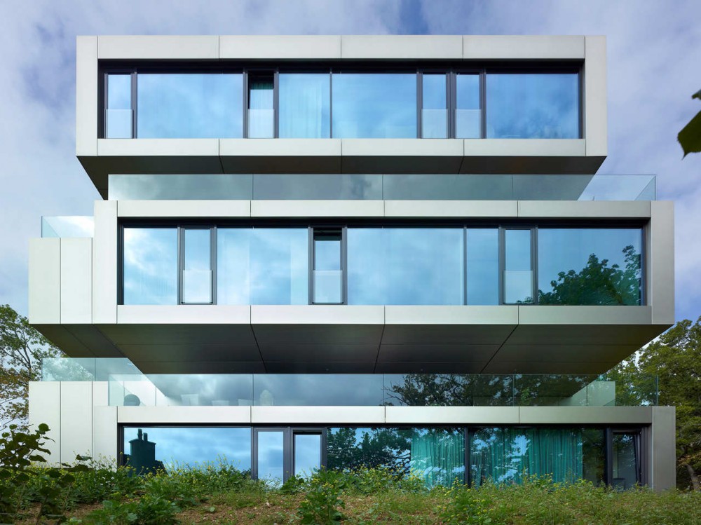 Residential Building L’Ermitage / Andrea Pelati Architecte + Ipas Architectes