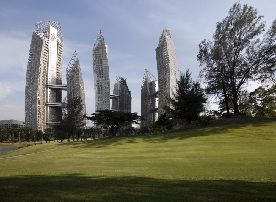 Reflections / Daniel Libeskind
