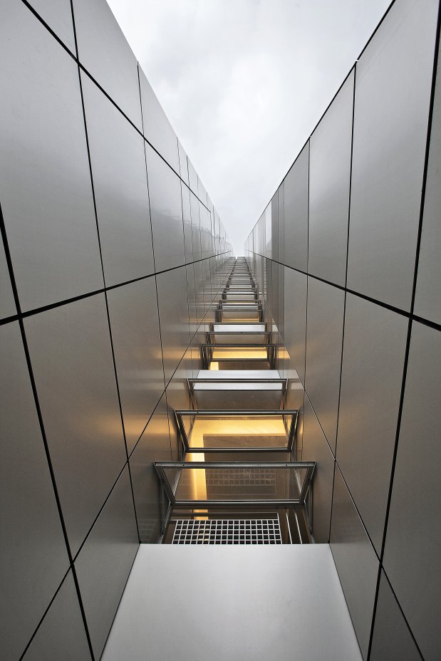 Reflections / Daniel Libeskind