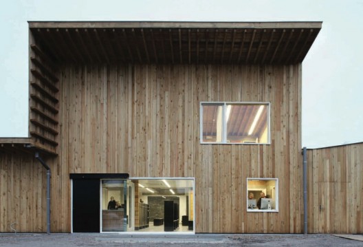 Malpertuus Veterinary Clinic / architecten de vylder vinck taillieu