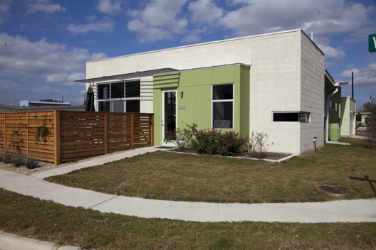 SOL: The Net-Zero Community in Austin, Texas / KRDB (24)