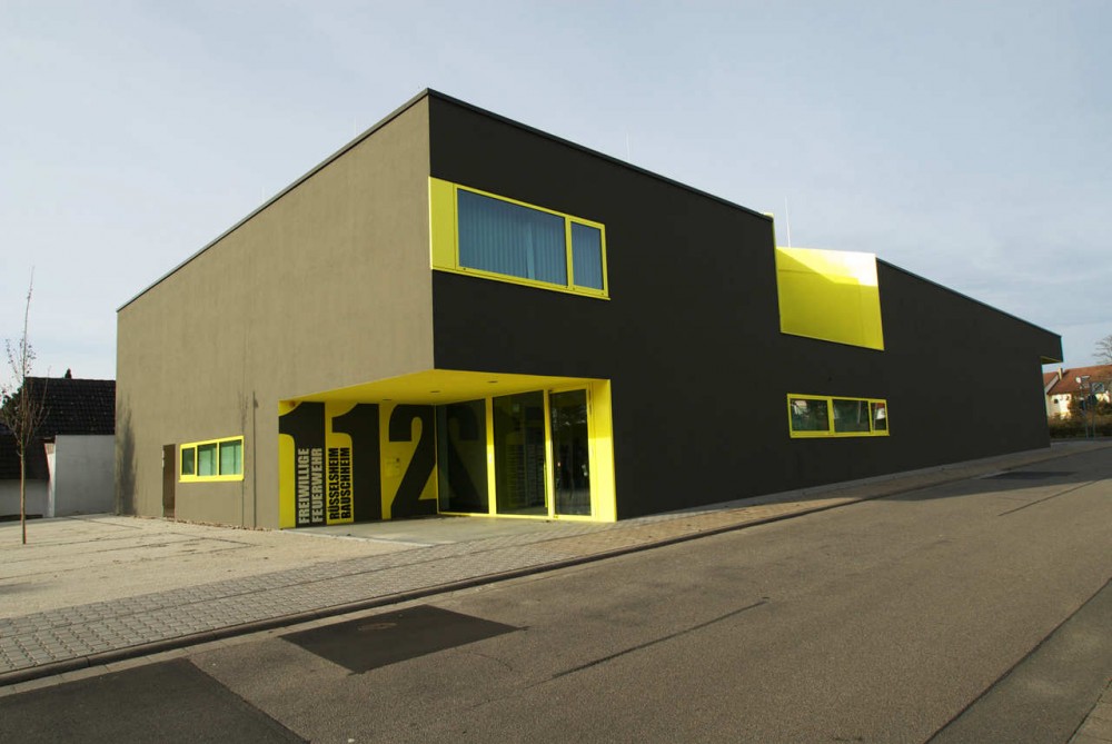 Fire Station Russelsheim Bauschheim /Schoyerer Architekten BDA © Stefan Klomfass