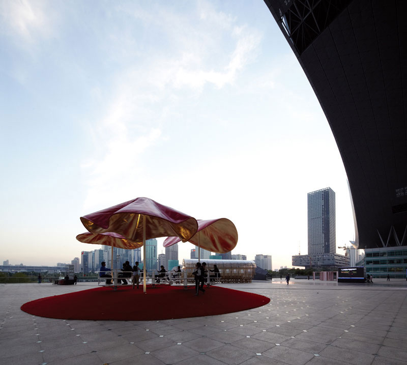 Ultralight Centrifugal Pavilion / Clavel Arquitectos