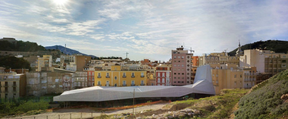 Deck Over A Roman Site / Amann-Canovas-Mauri