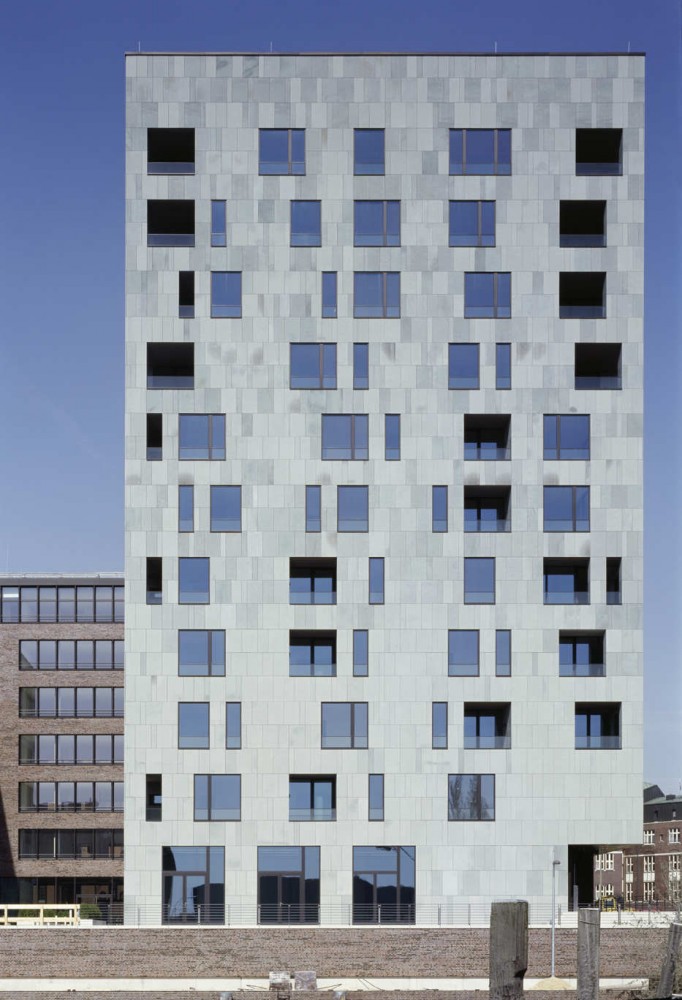 Hamburg Brooktorkai / Antonio Citterio Patricia Viel and Partners