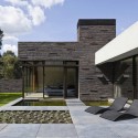 House At The Edge Of A Forest / Hilberink Bosch architects House At The Edge Of A Forest / Hilberink Bosch architects Courtesy of Hilberink Bosch architects