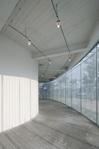 Spiral Gallery / Atelier Deshaus (14)