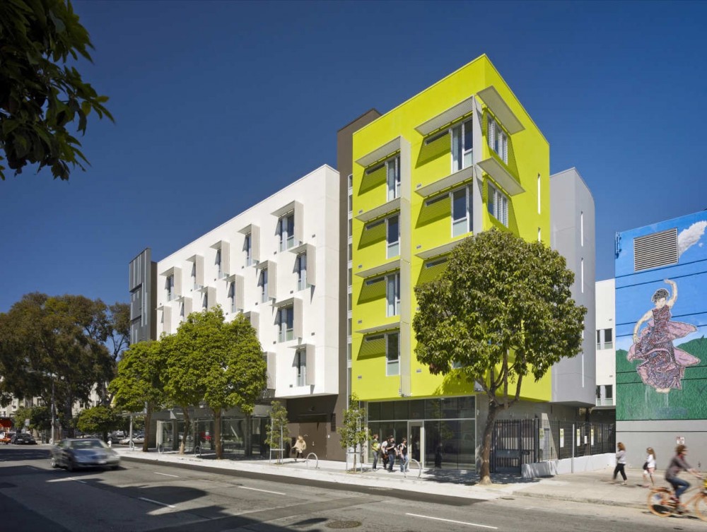 Richardson Apartments / David Baker + Partners